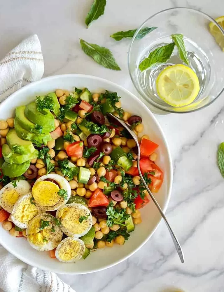 Chickpea Salad with Avocado and Eggs